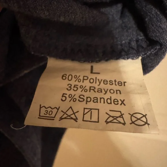 Daisy short sleeve T shirt very soft. Like new size L - Picture 5 of 6